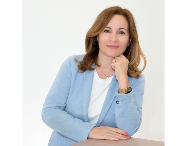 Quienes Somos. CASAENALMERIA en Roquetas De Mar